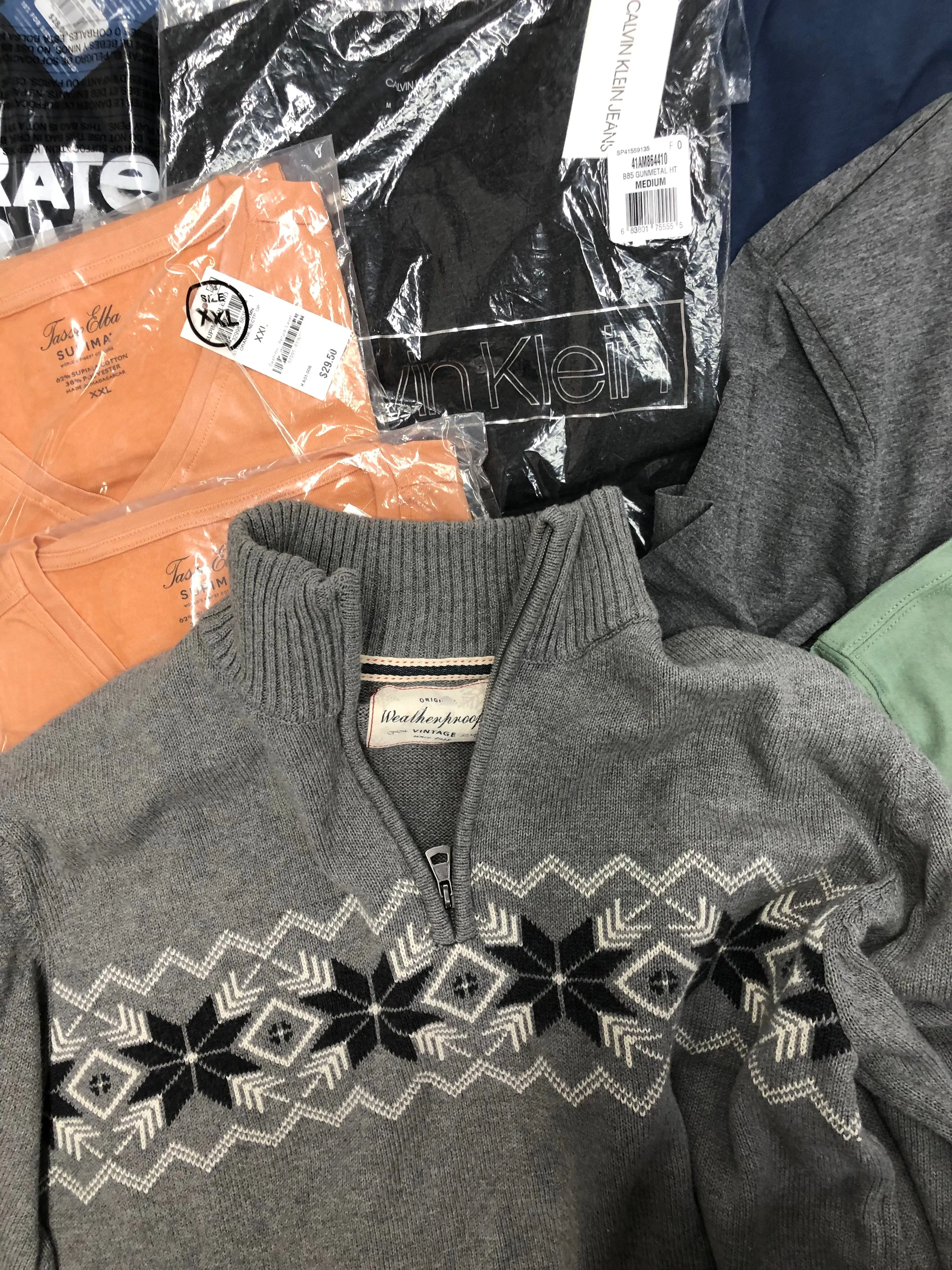 Men's Clothing Tops Wholesale Lot, EDDIE BAUER, CALVIN KLEIN, HURLEY, WEATHERPROOF and more, 16 items, Shelf Pulls, MSRP $678